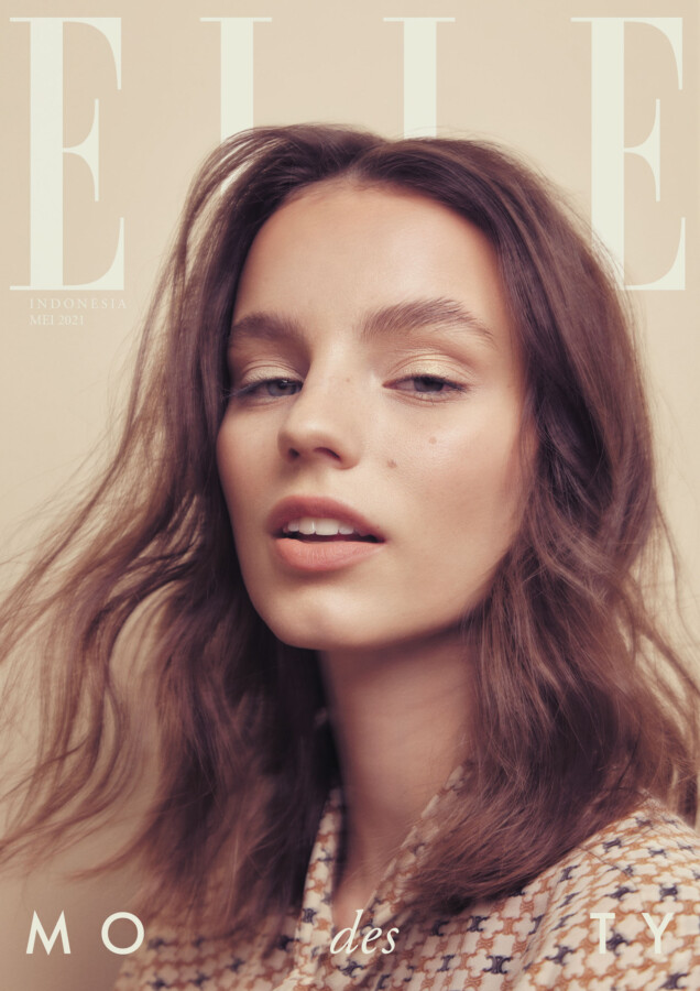 ELLE Beauty modesty fashion magazin cover